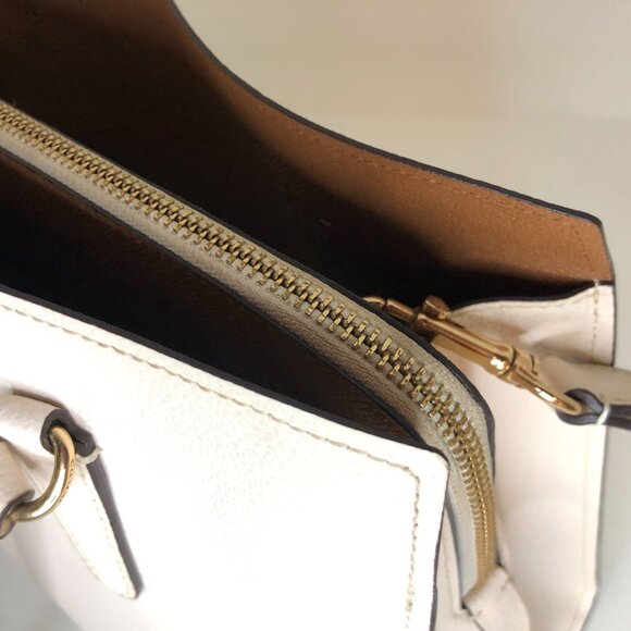 Coach Tatum Large Leather Carryall Tote Shoulder Bag Chalk (Cream) AUTHENTICATED - Picture 6 of 16